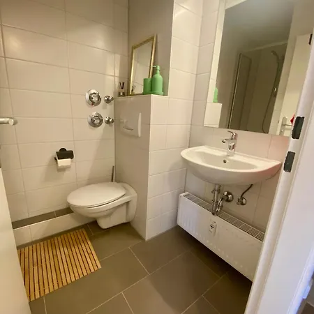 Work&travel We20 - Parkplatz, Netflix, Internet Fuer 2 Gaeste Appartement