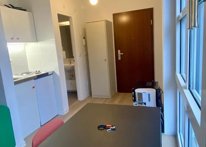 Work&travel We20 - Parkplatz, Netflix, Internet Fuer 2 Gaeste Apartamento